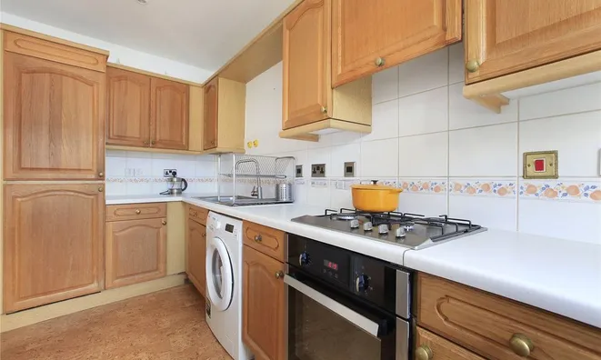 Недвижимость Hertford Court, 45 Falcon Road: 7