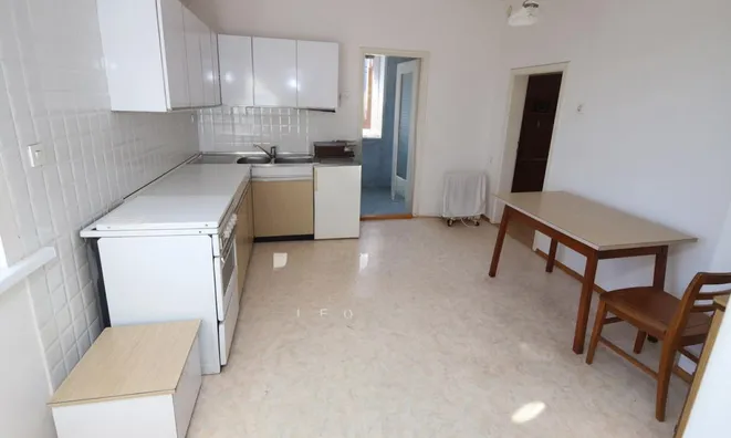 Недвижимость Словенский Яворник: двухквартирный дом.: 7