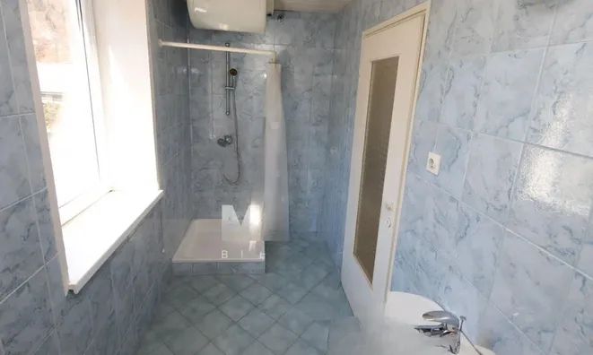 Недвижимость Словенский Яворник: двухквартирный дом.: 10