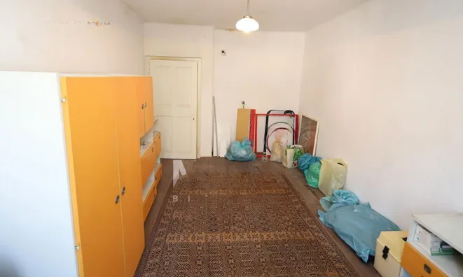 Недвижимость Словенский Яворник: двухквартирный дом.: 13