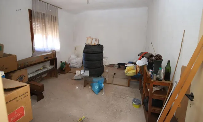 Недвижимость Словенский Яворник: двухквартирный дом.: 17