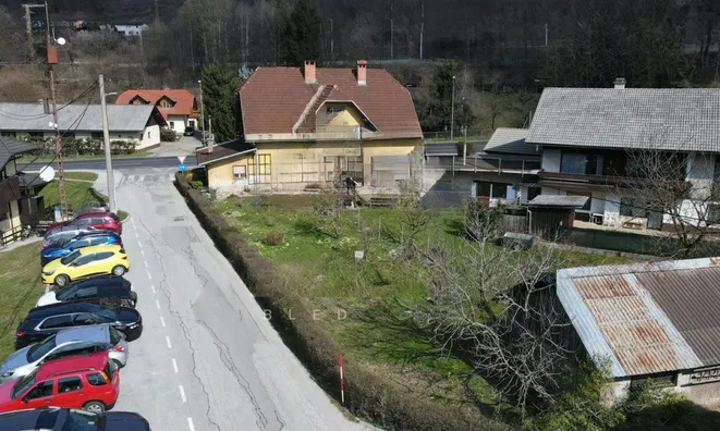 Недвижимость Словенский Яворник: двухквартирный дом.: 23