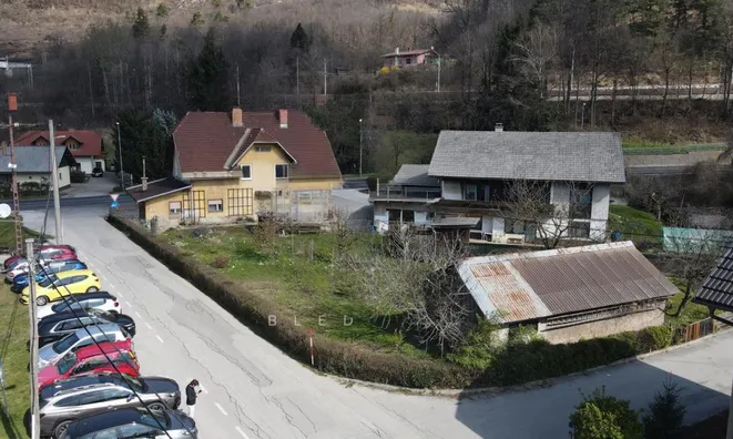 Недвижимость Словенский Яворник: двухквартирный дом.: 24