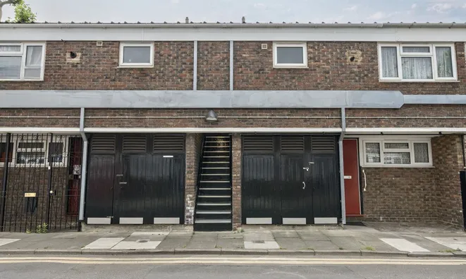 Недвижимость Conistone Way: 1