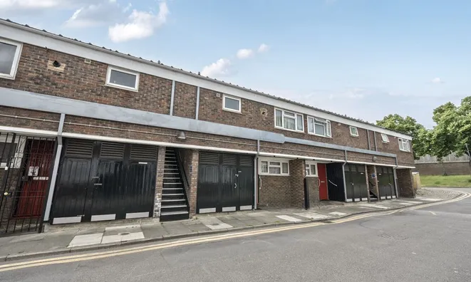 Недвижимость Conistone Way: 2