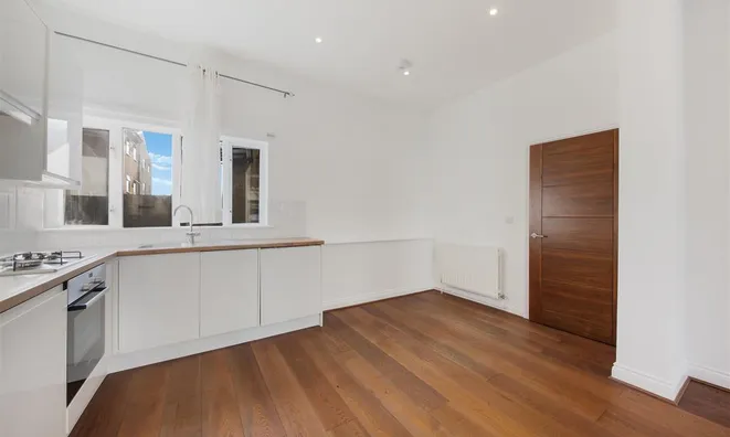 Недвижимость St. Marys Road: 1