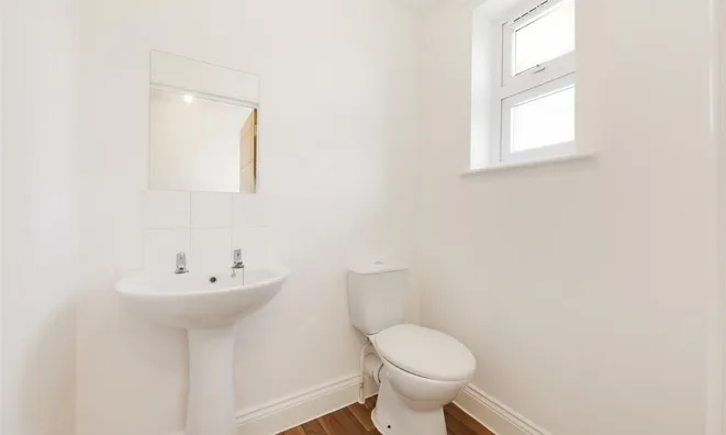 Недвижимость St. Marys Road: 5