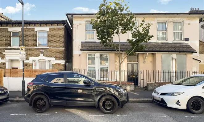 Недвижимость St. Marys Road: 6