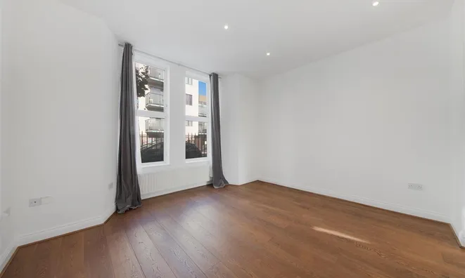 Недвижимость St. Marys Road: 8