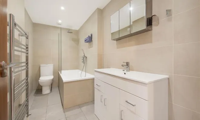 Недвижимость St. Marys Road: 9