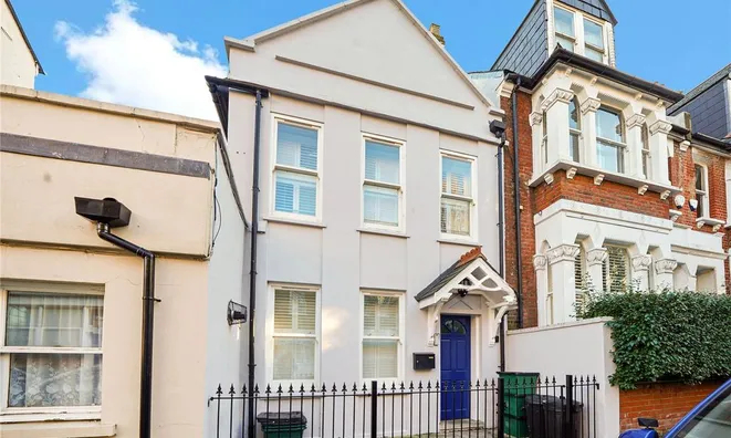 Недвижимость Waterlow Road: 6