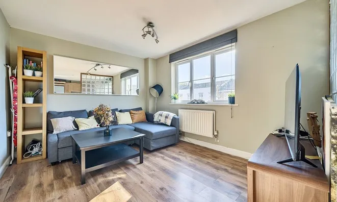 Недвижимость Chandler Way, Peckham: 3