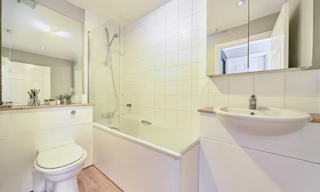 Недвижимость Chandler Way, Peckham: 4