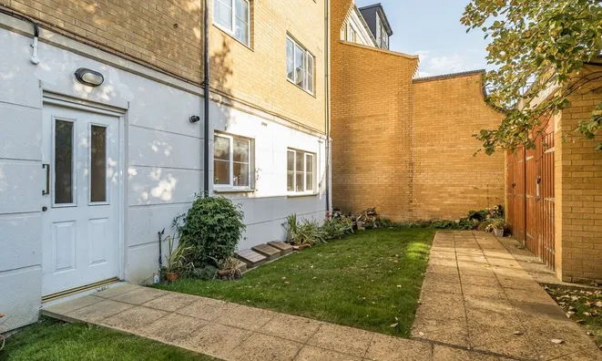 Недвижимость Chandler Way, Peckham: 12