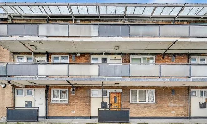 Недвижимость Derbyshire Street: 8