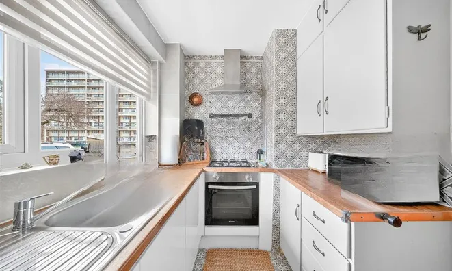 Недвижимость Derbyshire Street: 10