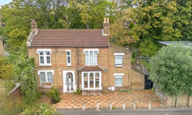 Недвижимость Hermitage Road: 4