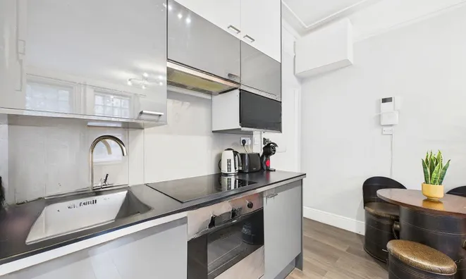 Недвижимость Cathedral Mansions, Vauxhall Bridge Road: 1