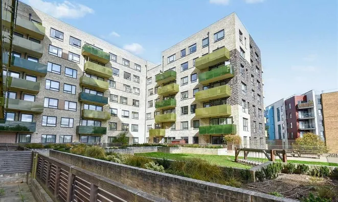 Недвижимость Ravenswood Court, Acton: 4