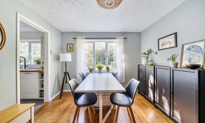 Недвижимость Henley Drive: 3