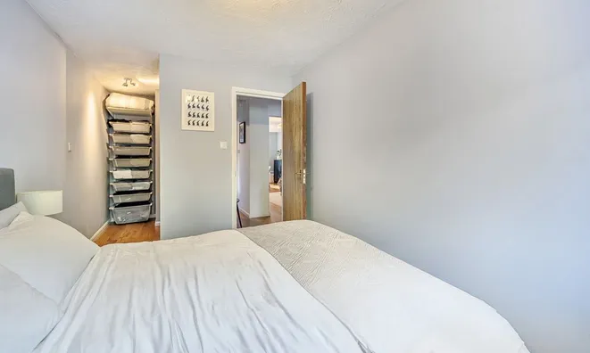 Недвижимость Henley Drive: 4