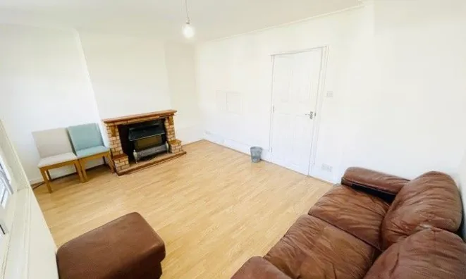 Недвижимость Donovan House, Cable Street: 14