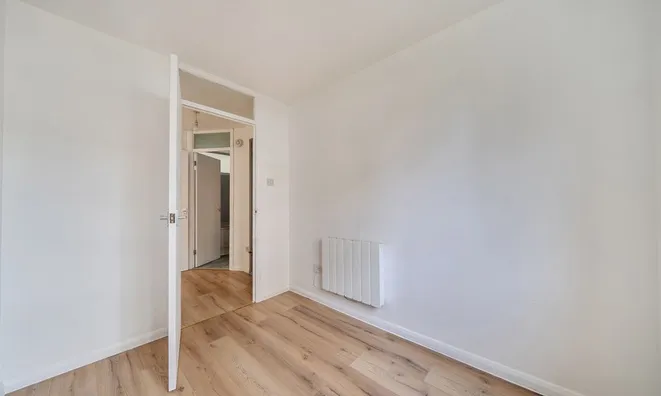 Недвижимость Sunninghill Court, Bollo Bridge Road: 5