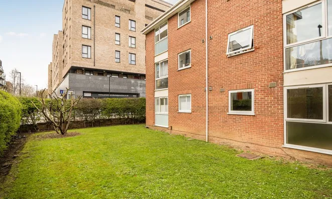 Недвижимость Sunninghill Court, Bollo Bridge Road: 7