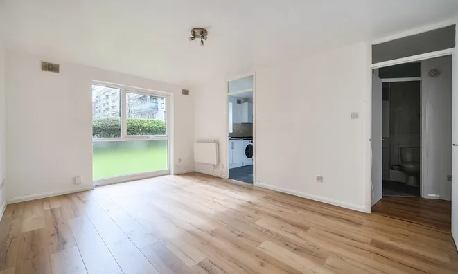 Недвижимость Sunninghill Court, Bollo Bridge Road: 11