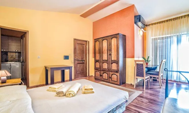Недвижимость Семейный дом 715 м², Побри: 23