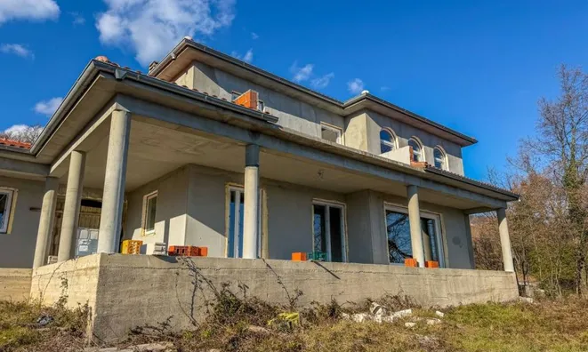 Недвижимость Семейный дом 250 м² новый Запад Опатия: 20