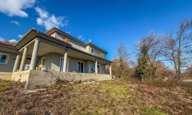 Недвижимость Семейный дом 250 м² новый Запад Опатия: 23