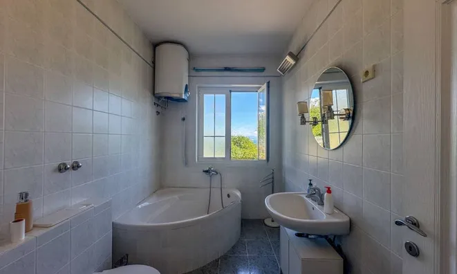 Недвижимость Семейный дом 438 м² в Побри: 19