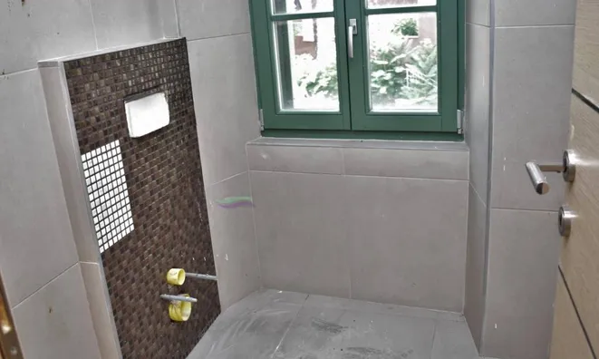 Недвижимость Трехкомнатная квартира в Центре: 17