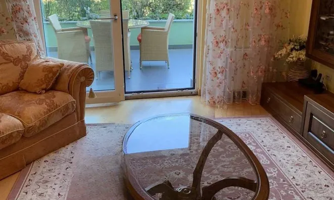 Недвижимость Трехкомнатная квартира 72 м²: 4