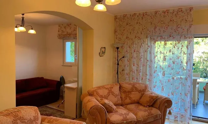 Недвижимость Трехкомнатная квартира 72 м²: 6