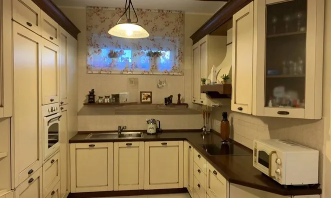 Недвижимость Трехкомнатная квартира 72 м²: 8