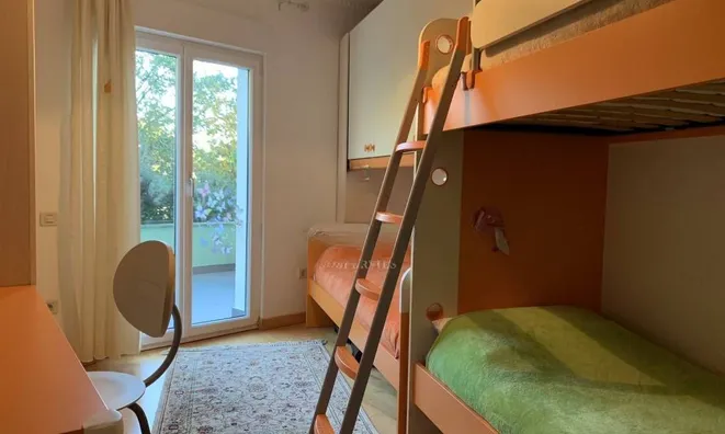 Недвижимость Трехкомнатная квартира 72 м²: 13