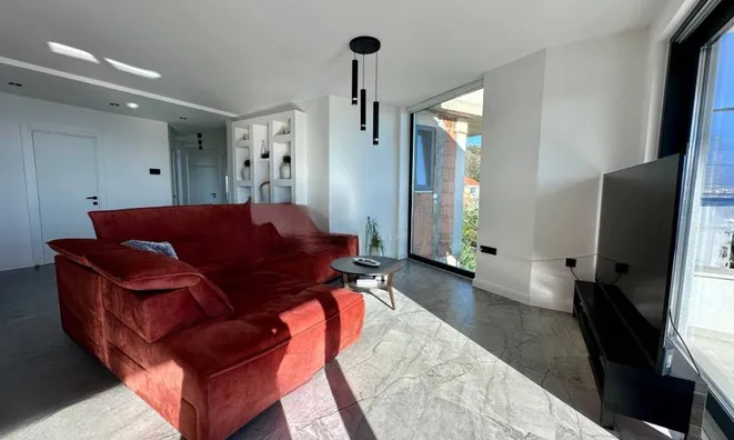 Недвижимость Трехкомнатная квартира в Опа́тии: 5