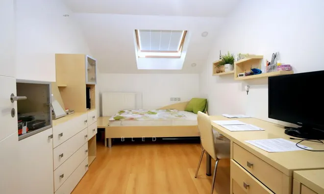 Недвижимость Двухэтажный дом Новая Радовлица: 13