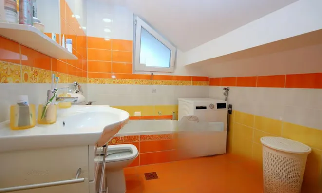 Недвижимость Двухэтажный дом Новая Радовлица: 16