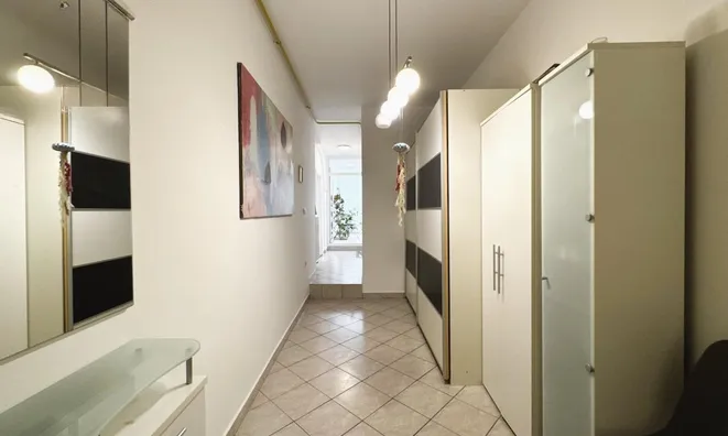 Недвижимость Квартира, 4 комнаты, центр Любляны: 16