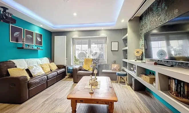 Недвижимость Detached house 6 bedrooms for sale in Pétange: 1