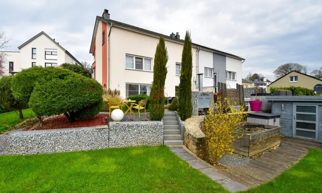 Недвижимость Semi-detached house 5 bedrooms for sale in Niederfeulen: 2