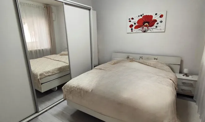 Недвижимость Квартира на улице Побешка: 2