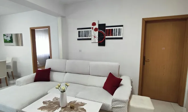 Недвижимость Квартира на улице Побешка: 4