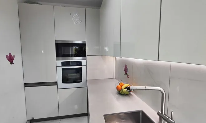 Недвижимость Квартира на улице Побешка: 10