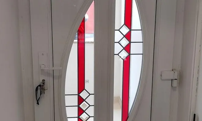 Недвижимость Квартира на улице Побешка: 16