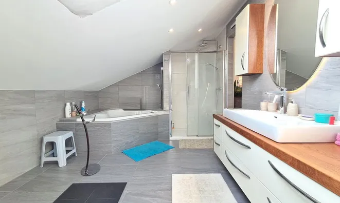 Недвижимость Квартира, 4-комнатная: 7