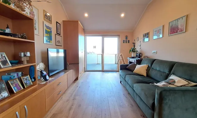 Недвижимость Квартира, 4-комнатная: 9